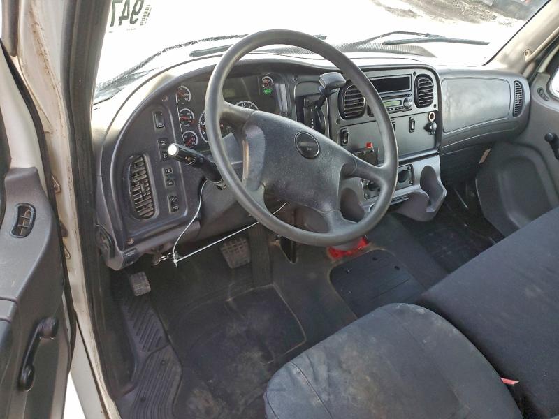 2013 FREIGHTLINER M2 106 MED #3301589642