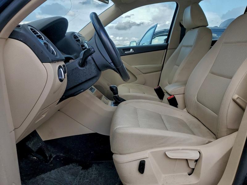 2016 VOLKSWAGEN TIGUAN S #3305425430