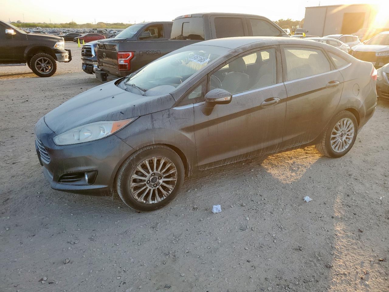 Lot #3291210962 2015 FORD FIESTA TIT