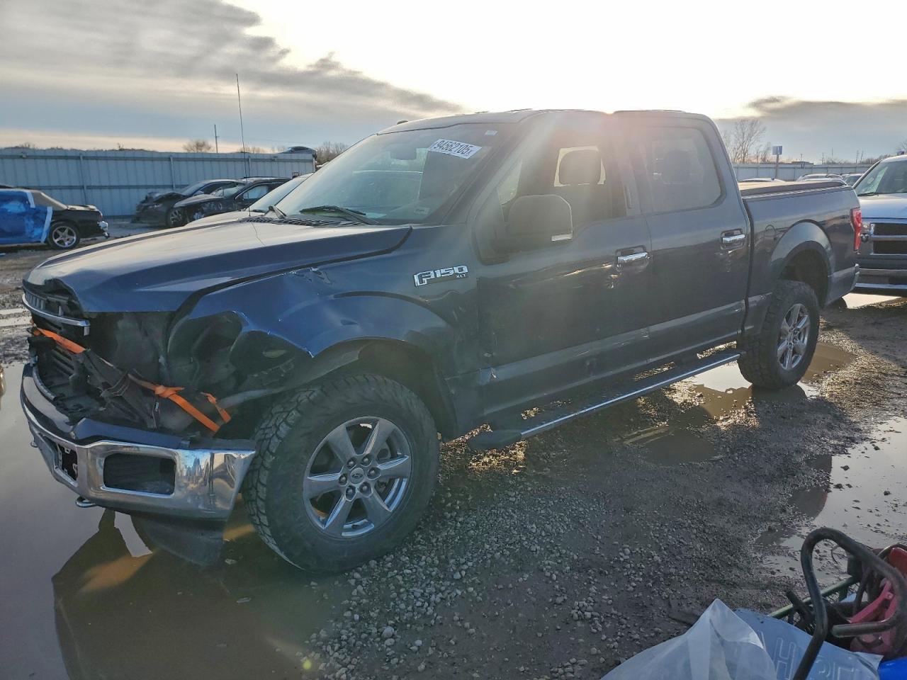 FORD F-150 SUPERCREW