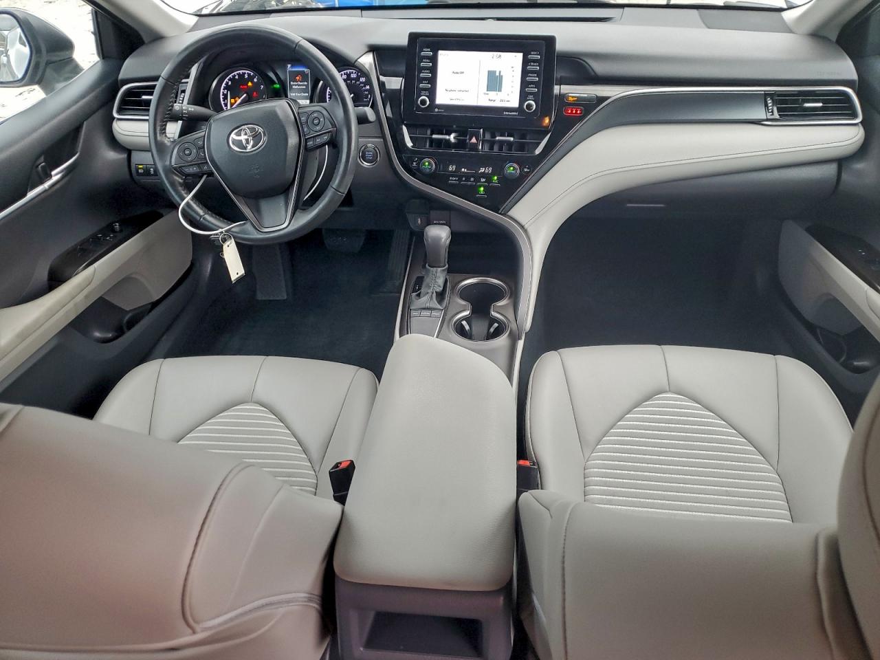 TOYOTA CAMRY SE NIGHT SHADE