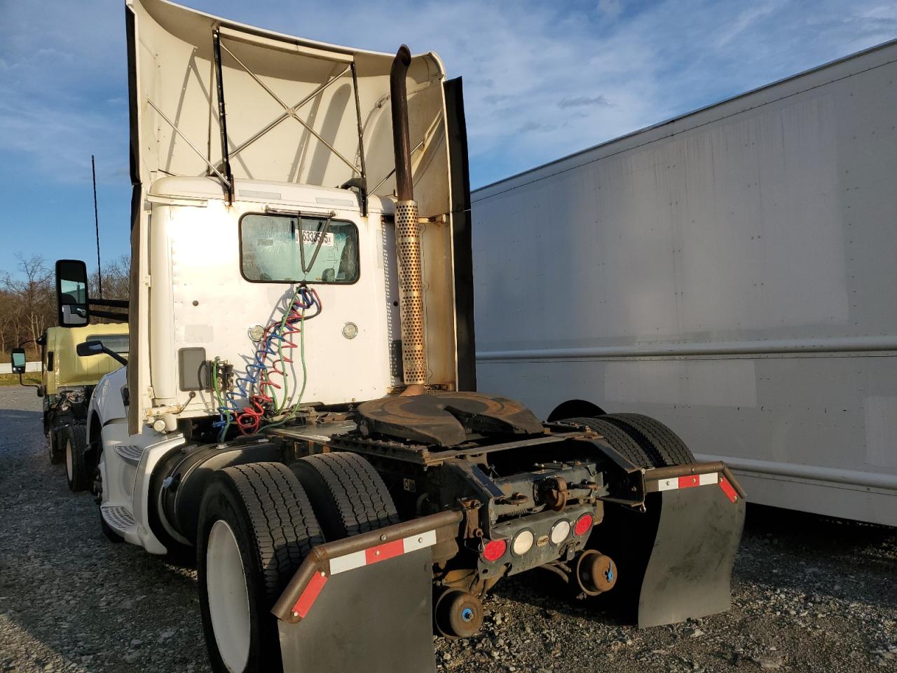 Lot #3292344273 2015 KENWORTH CONSTRUCTI