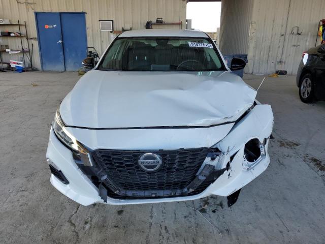 2021 NISSAN ALTIMA SR #3292549715