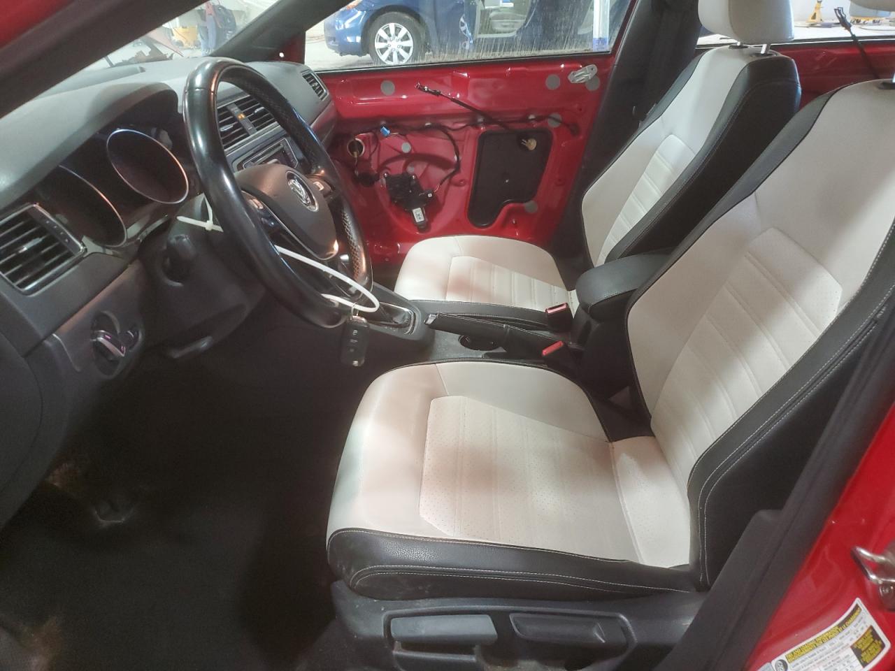 VOLKSWAGEN JETTA SPORT