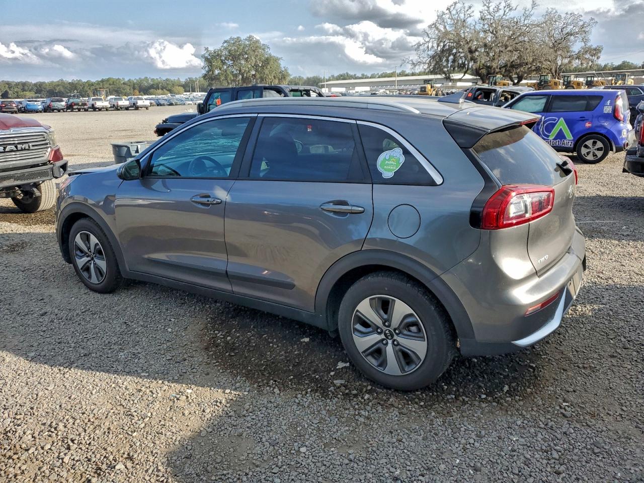 KIA NIRO FE