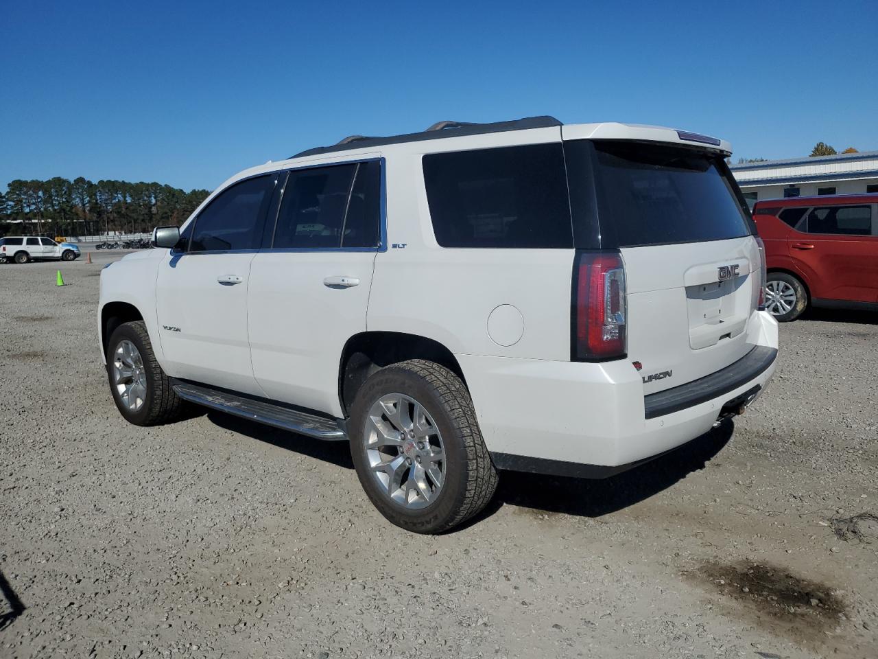GMC YUKON SLT