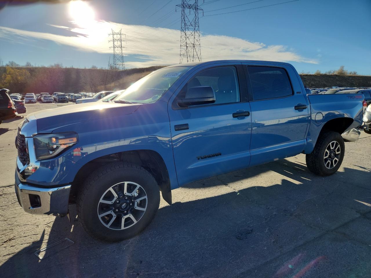 TOYOTA TUNDRA CREWMAX SR5