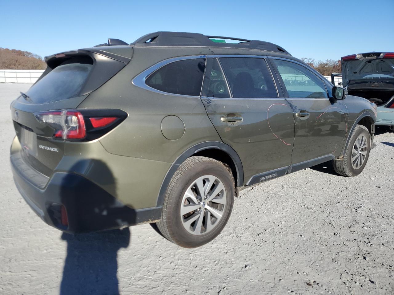SUBARU OUTBACK PREMIUM