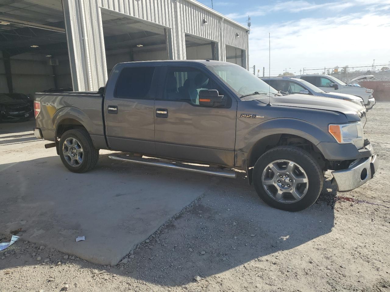 FORD F-150 SUPERCREW