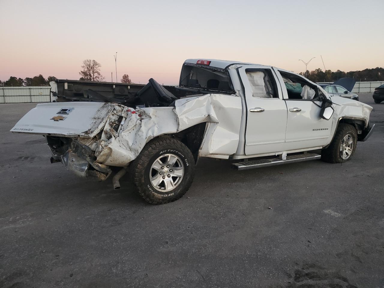 CHEVROLET SILVERADO K1500 LT