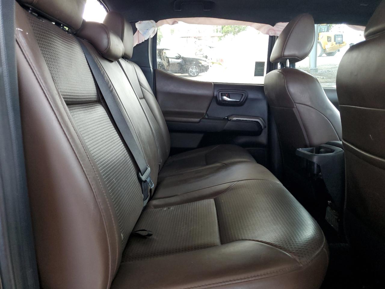 TOYOTA TACOMA DOUBLE CAB