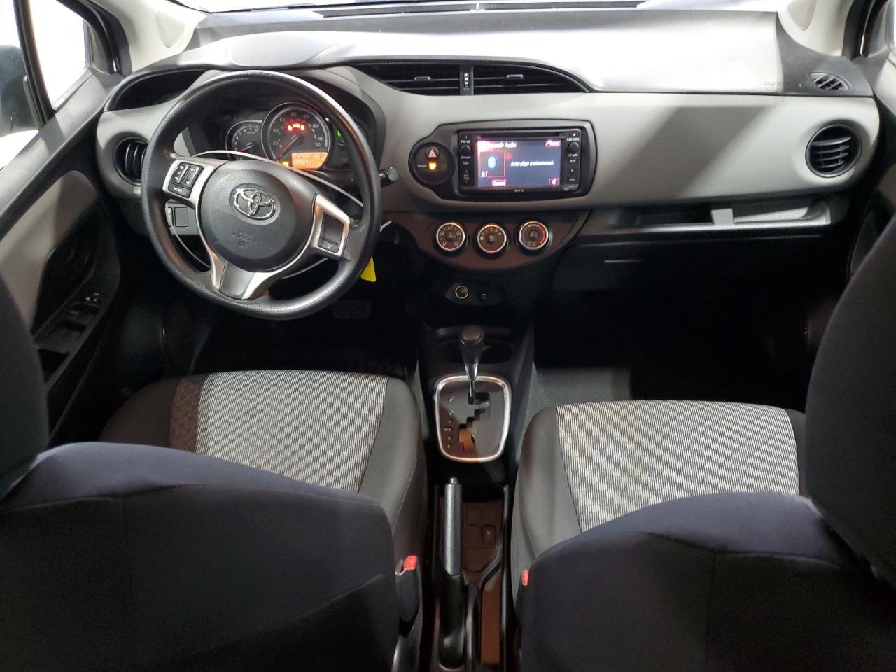 TOYOTA YARIS L