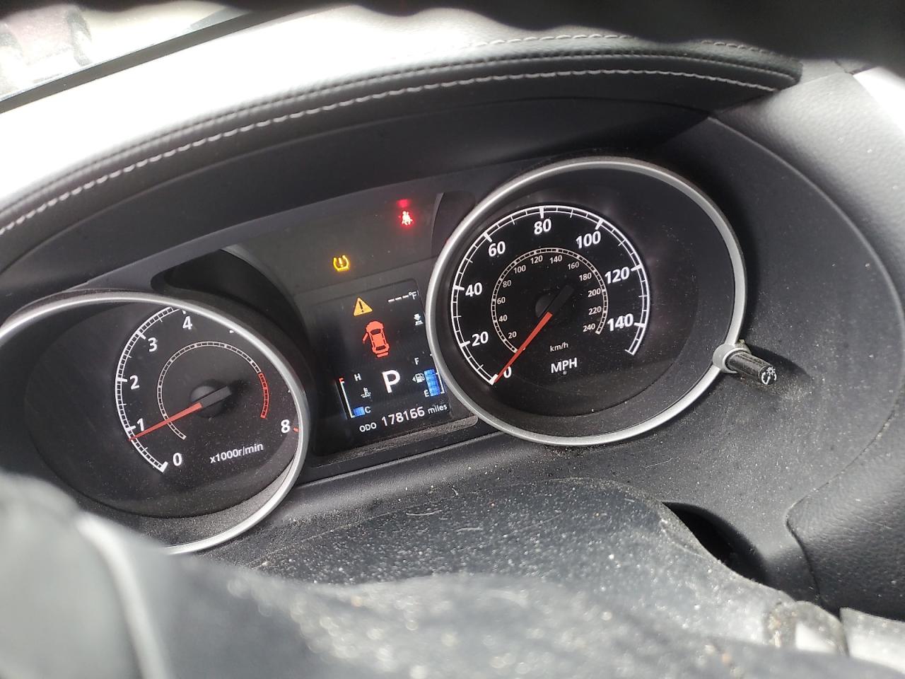 MITSUBISHI OUTLANDER GT