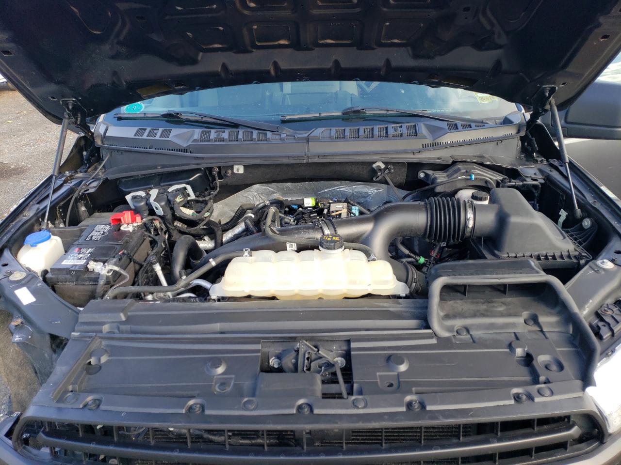 FORD F-150 SUPER CAB