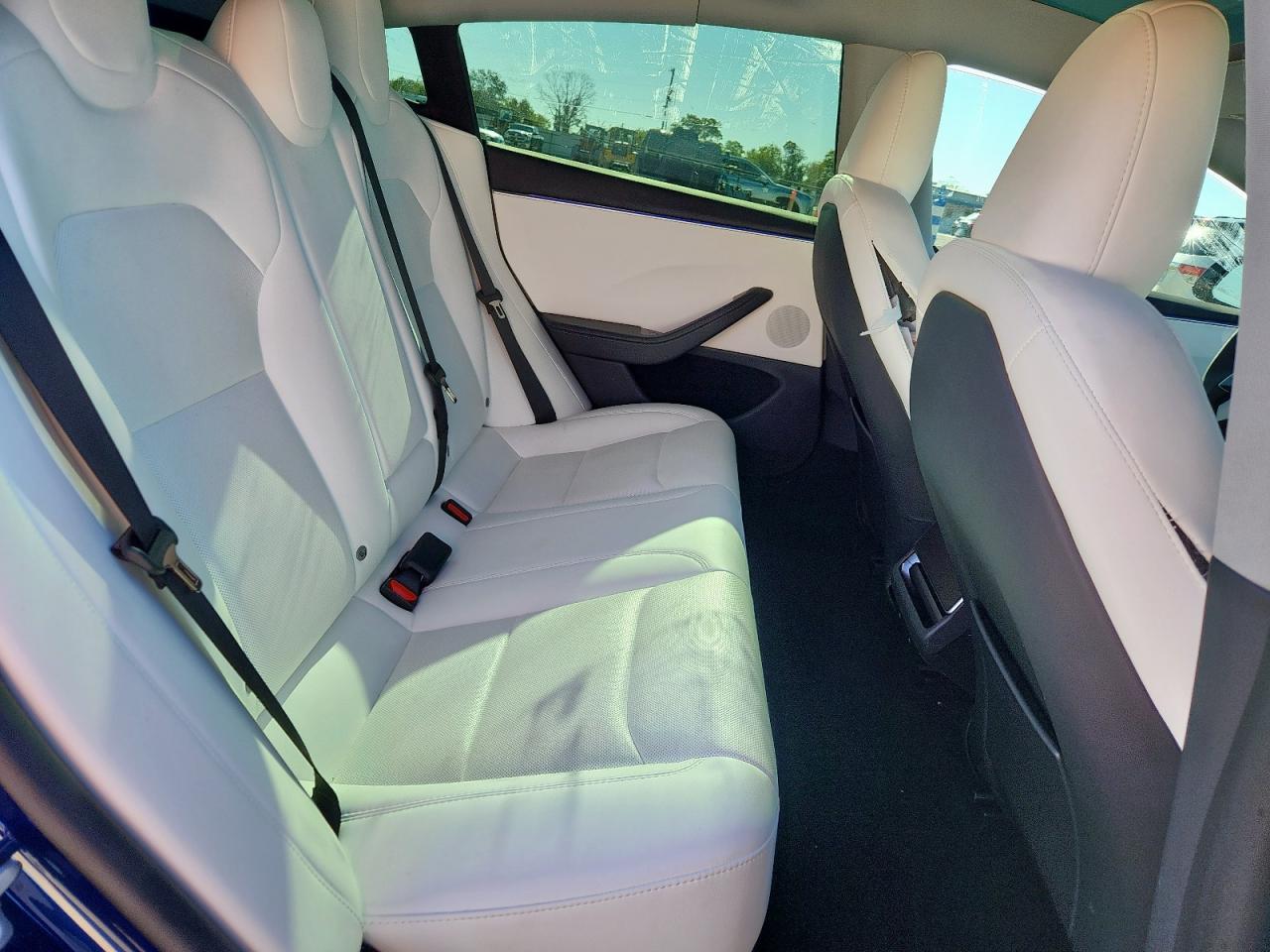 Lot #3311653238 2025 TESLA MODEL 3