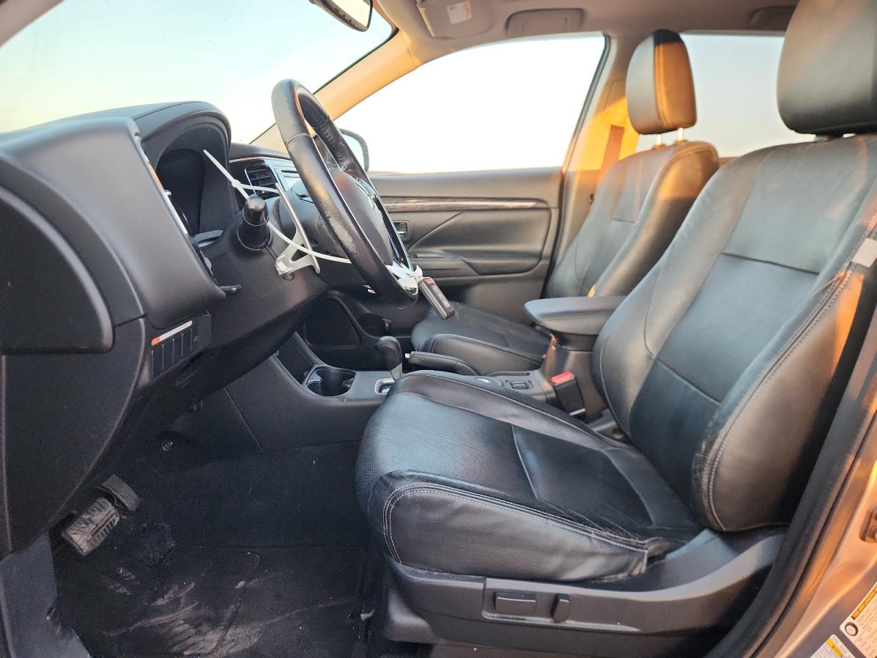 MITSUBISHI OUTLANDER GT