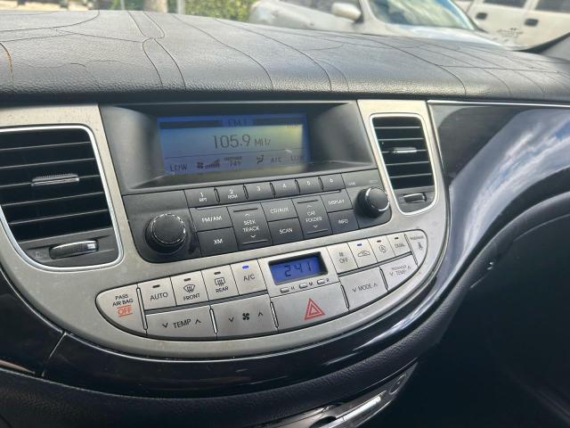 2013 HYUNDAI GENESIS 3. - KMHGC4DDXDU251483