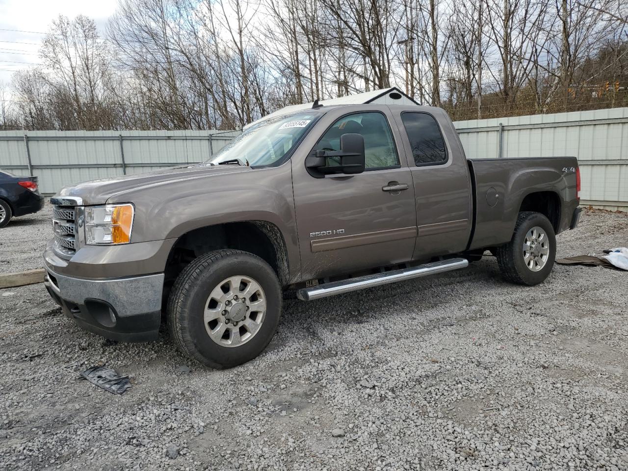 GMC SIERRA K2500 SLT