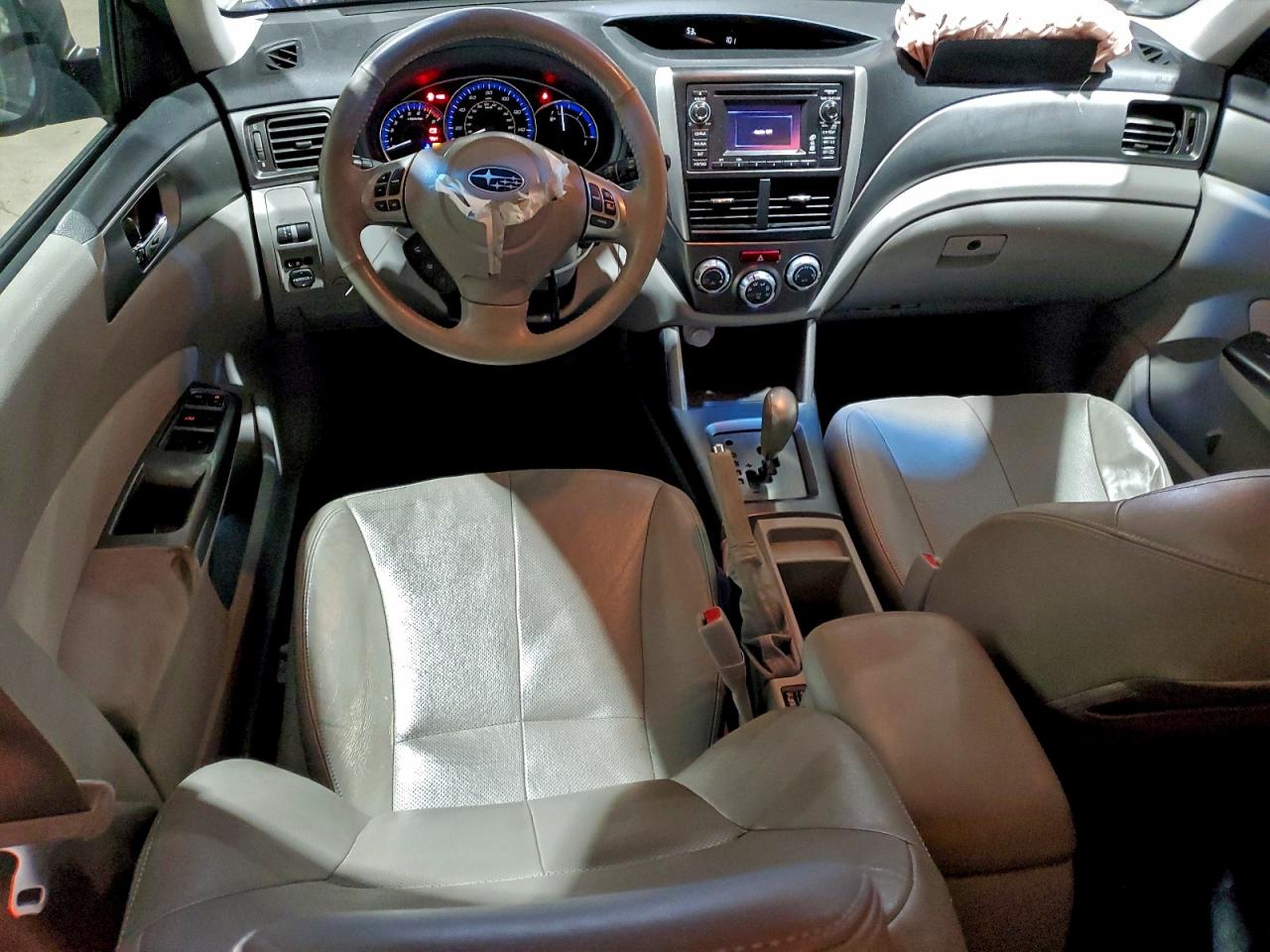 Lot #3315961135 2011 SUBARU FORESTER L