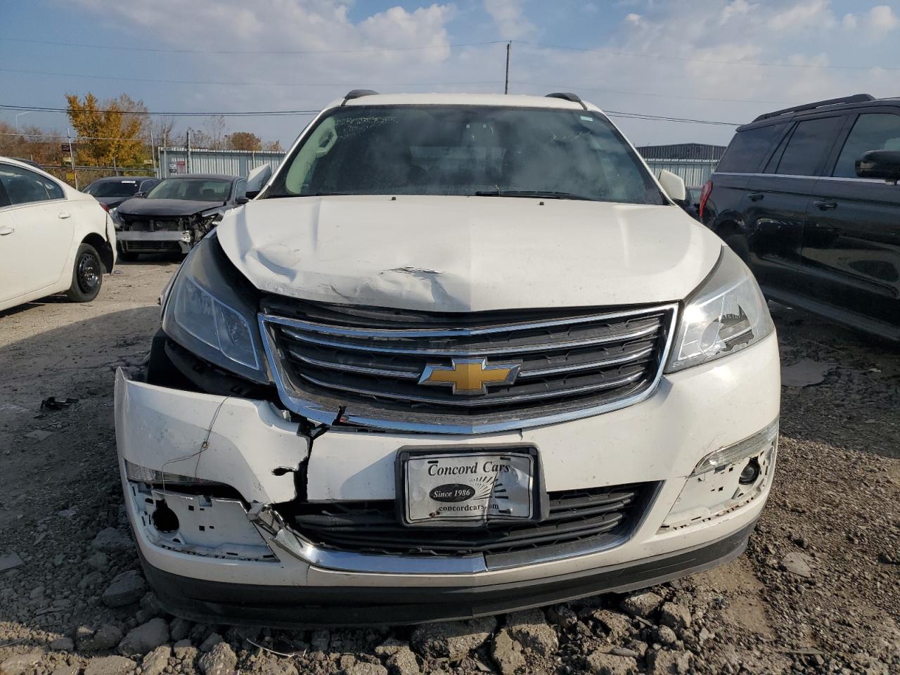 CHEVROLET TRAVERSE LT