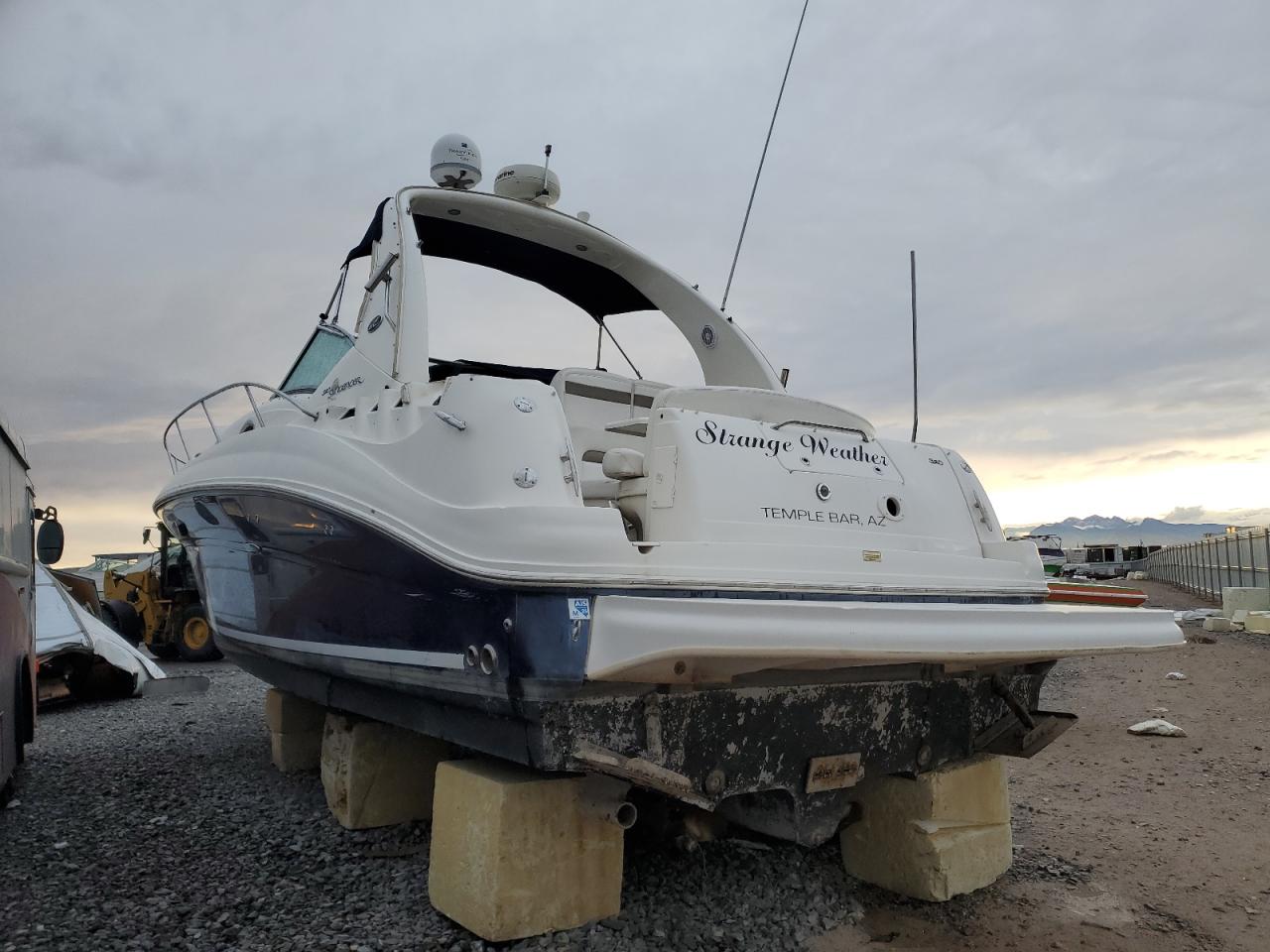 Lot #3297459206 2005 SEAR BOAT
