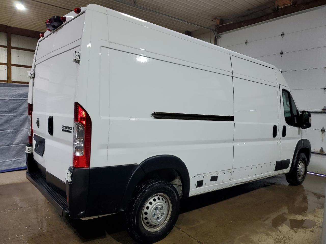 RAM PROMASTER 2500 HIGH