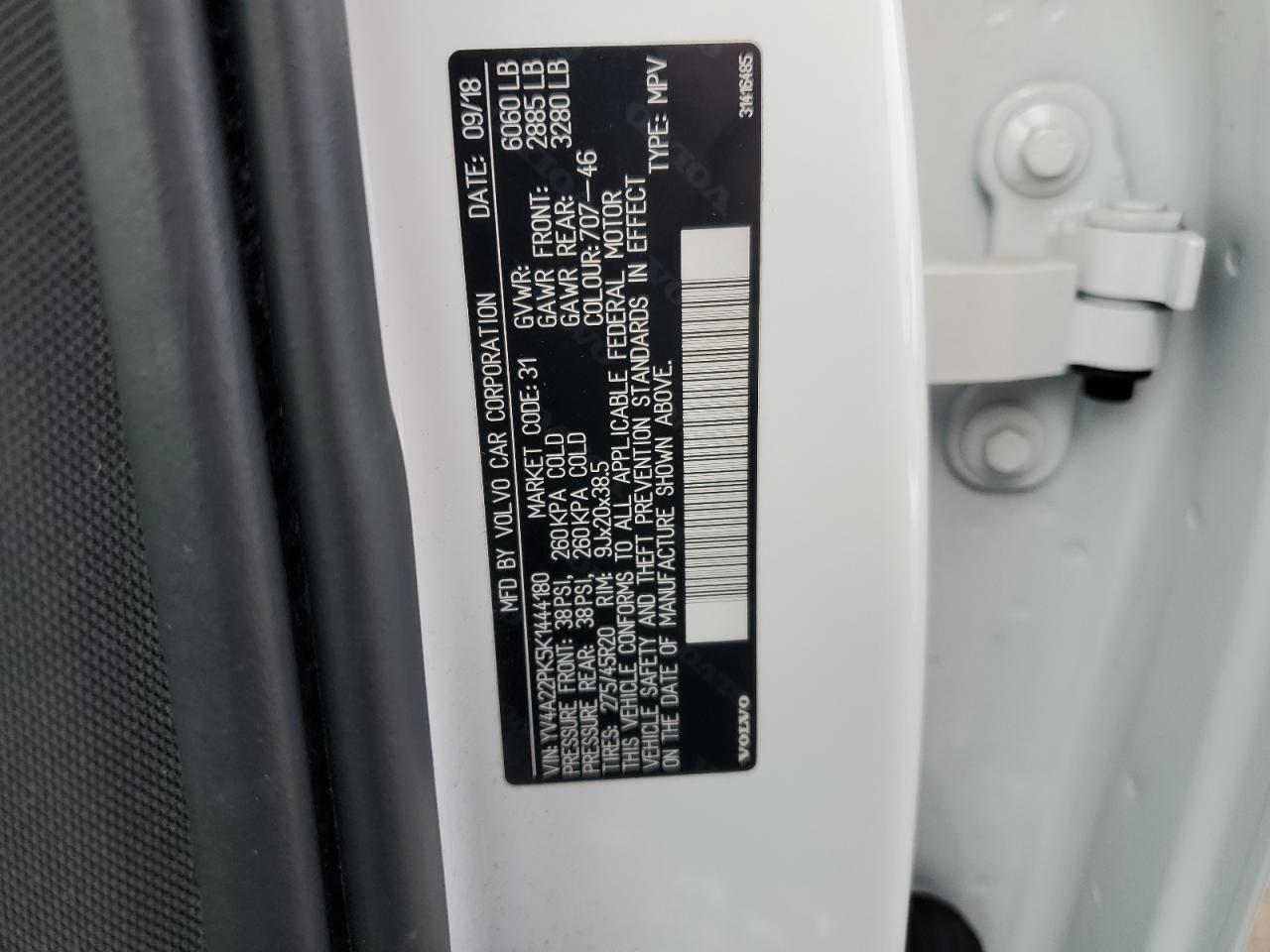 VOLVO XC90 T6 MOMENTUM