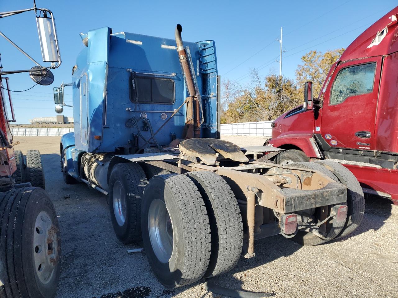 Lot #3288229309 2009 PETERBILT 386