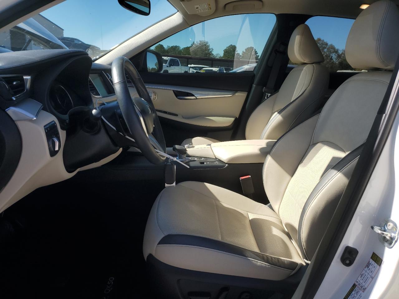 INFINITI QX50 ESSENTIAL