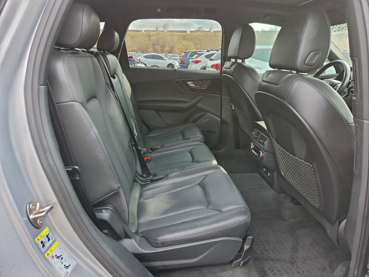 AUDI Q7 PREMIUM PLUS