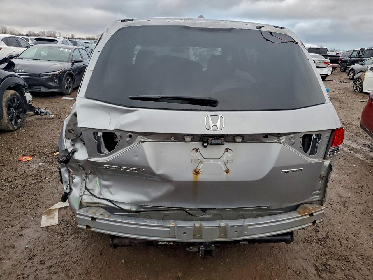 Lot #3302803969 2016 HONDA ODYSSEY SE