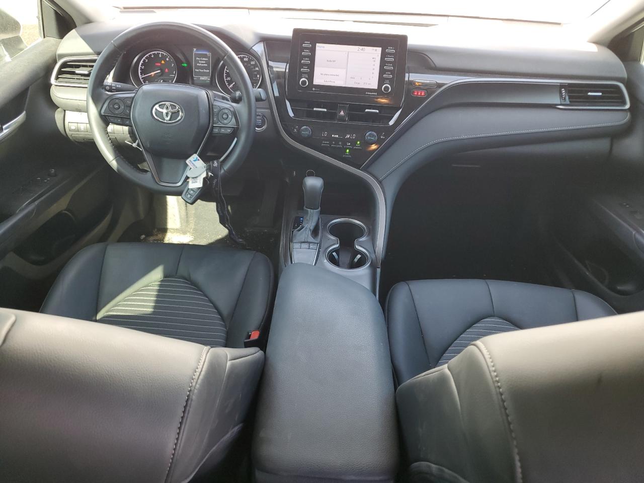 TOYOTA CAMRY SE NIGHT SHADE