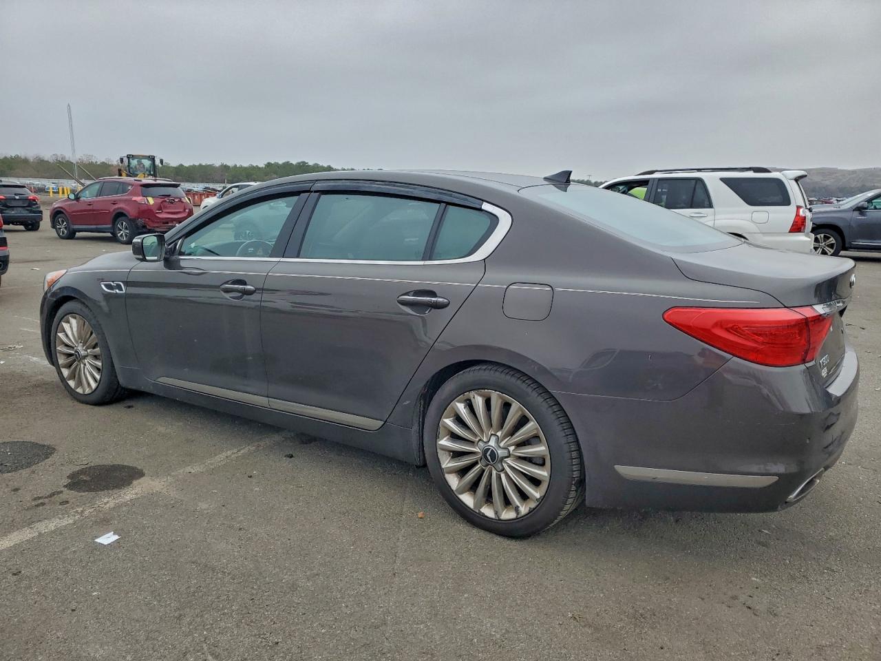 KIA K900