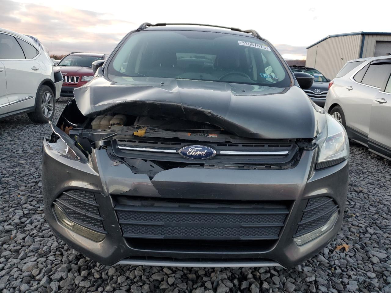 Lot #3311705231 2016 FORD ESCAPE SE