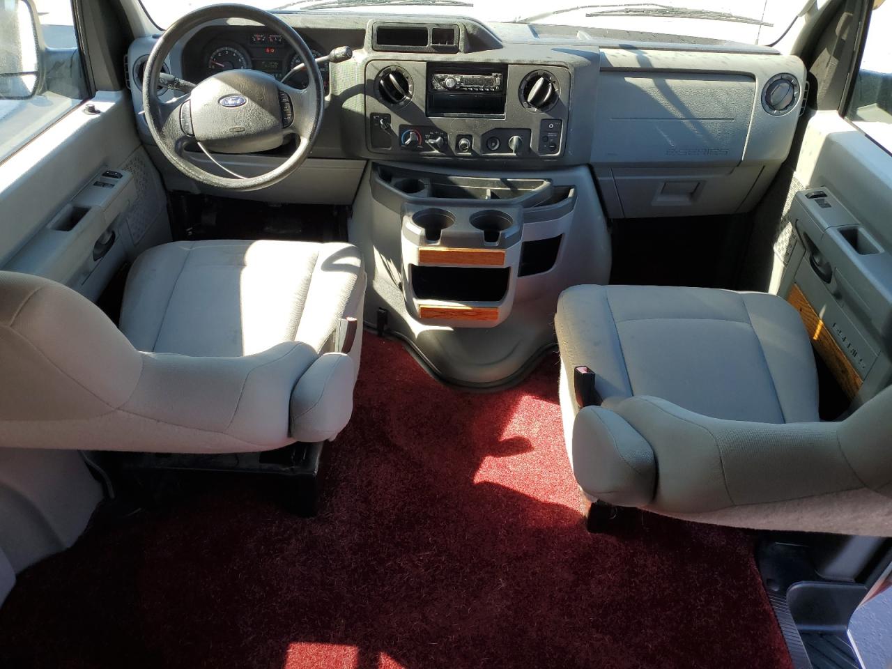 FORD ECONOLINE E250 VAN