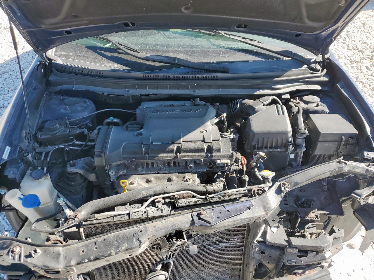 HYUNDAI ELANTRA BLUE