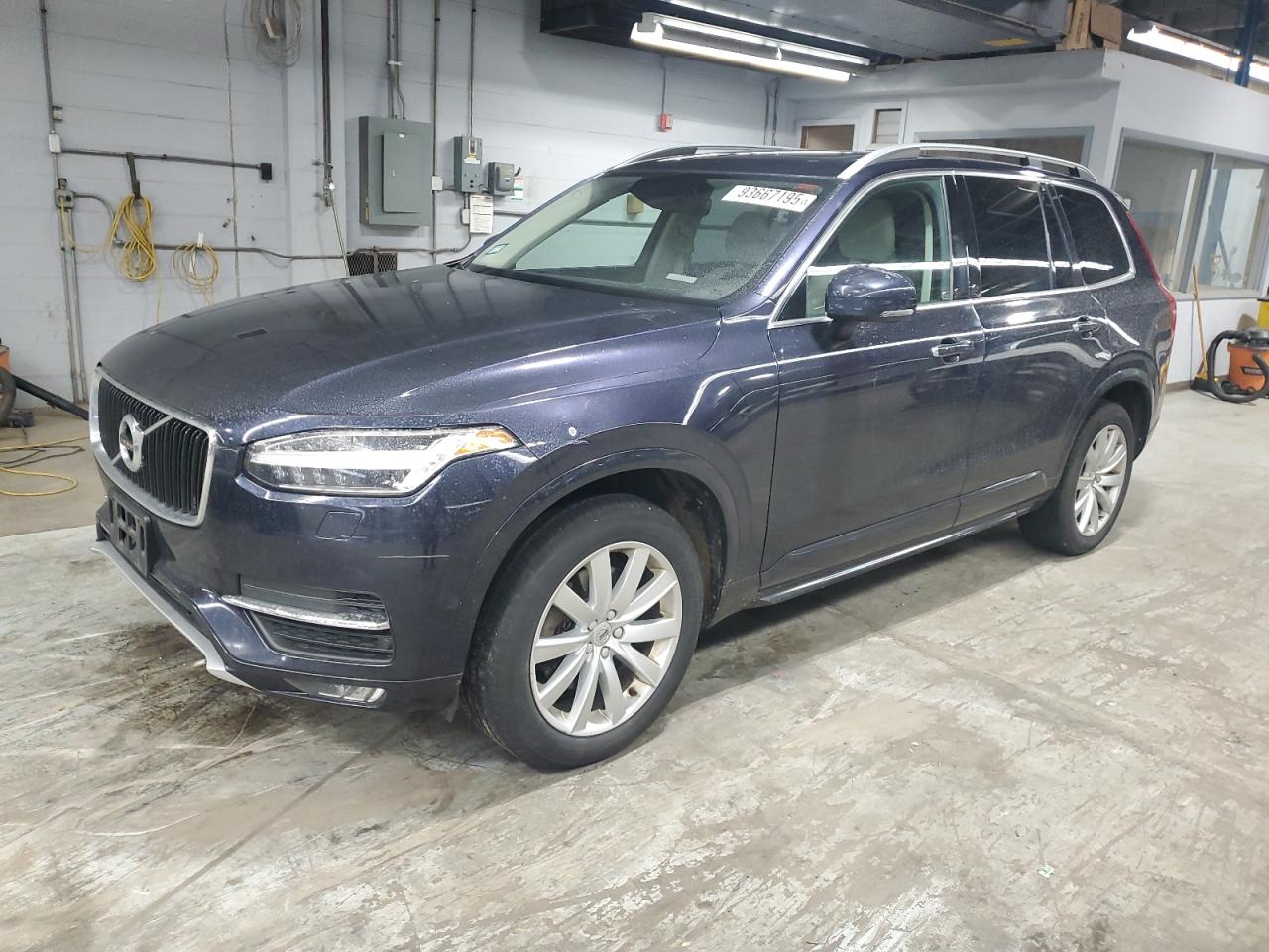 VOLVO XC90 T6