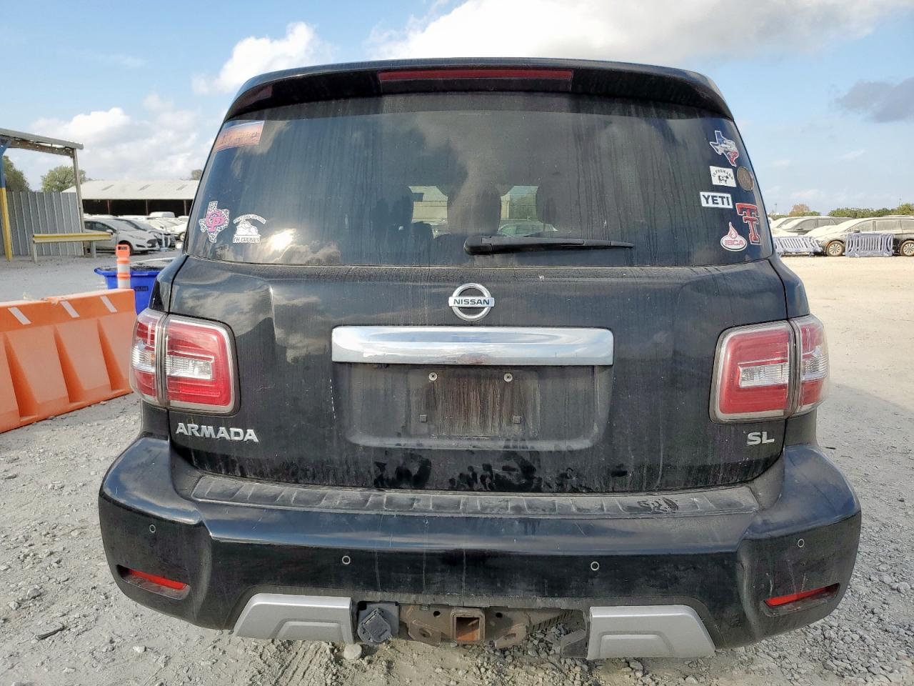 NISSAN ARMADA SV