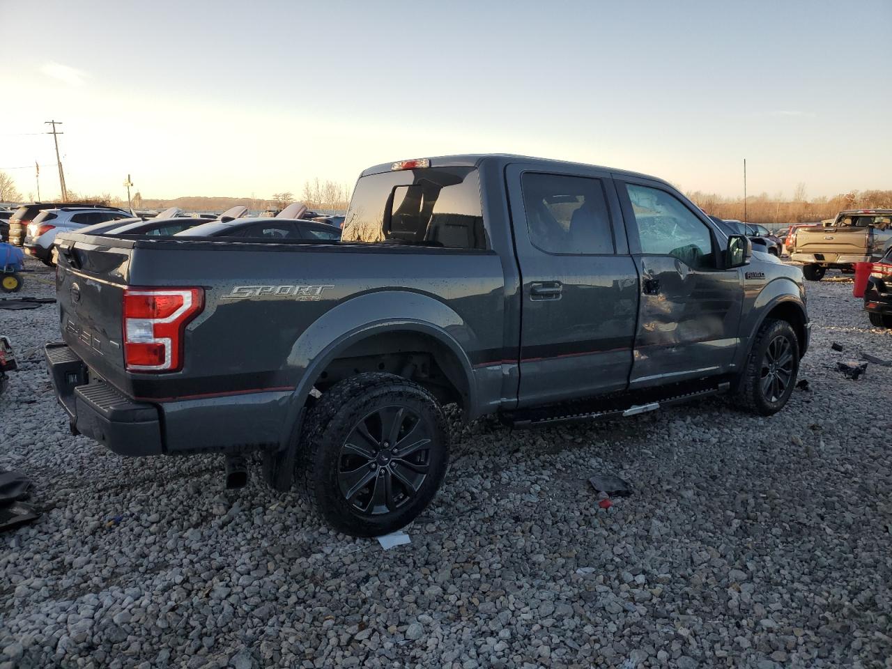 FORD F-150 SUPERCREW