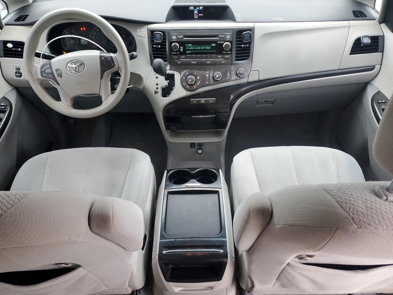 Lot #3298108128 2011 TOYOTA SIENNA LE