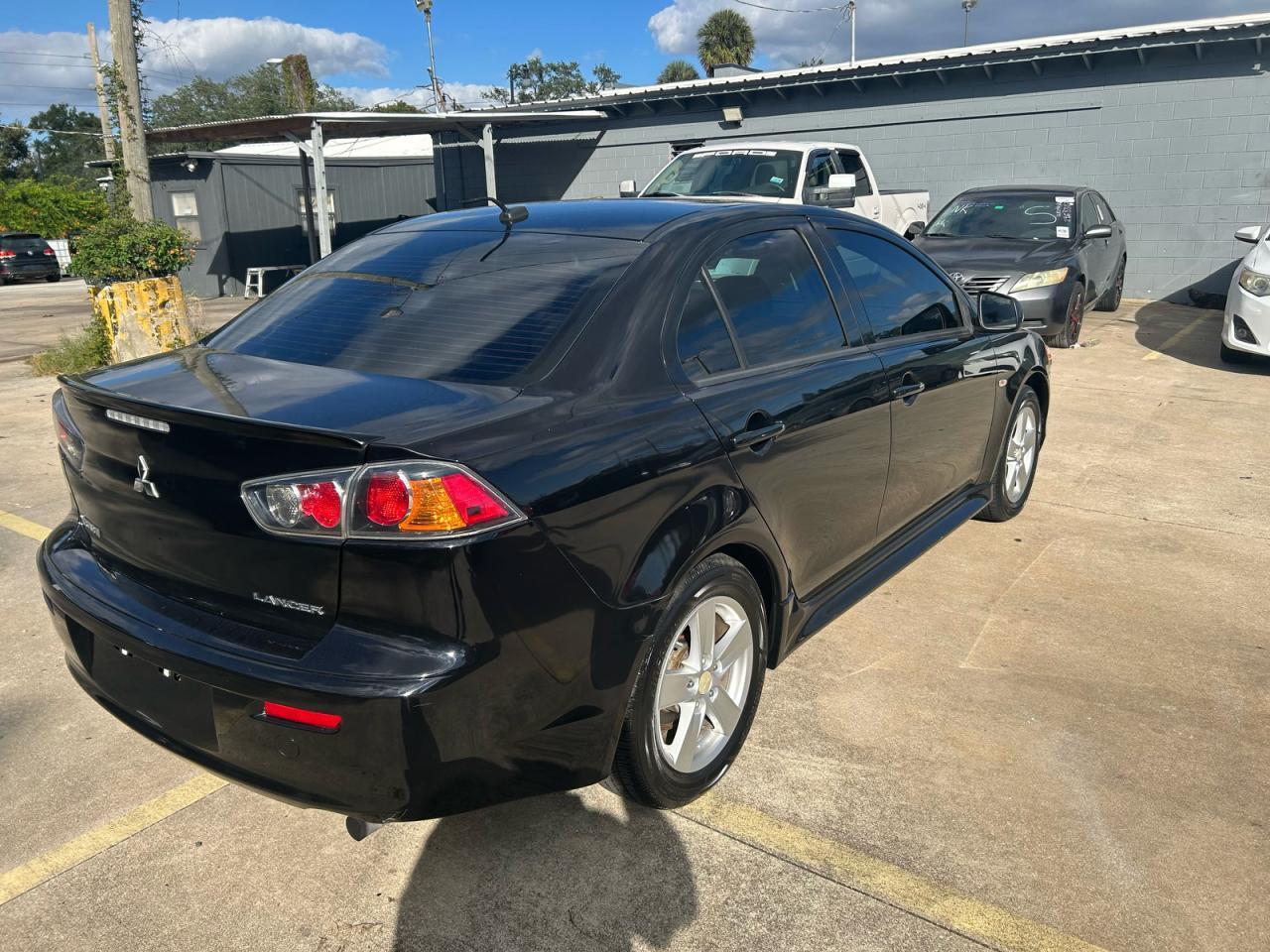 MITSUBISHI LANCER SE