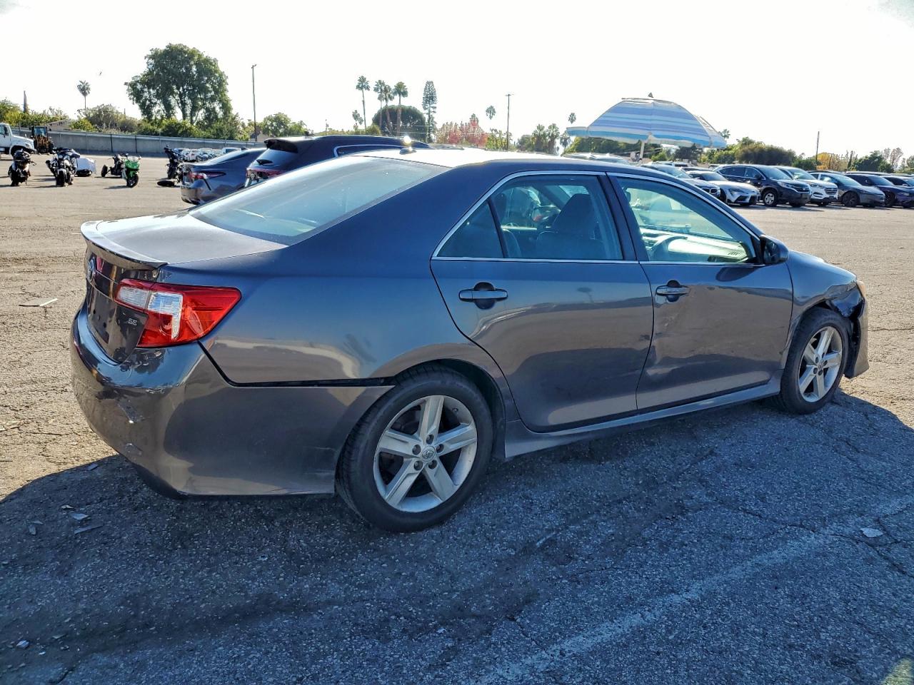 TOYOTA CAMRY L