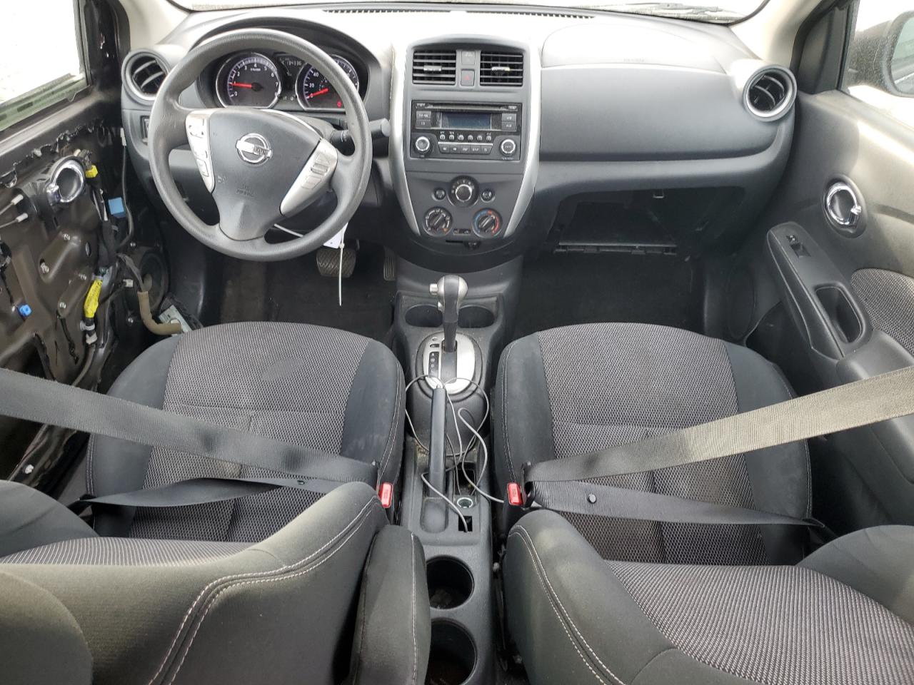 NISSAN VERSA S