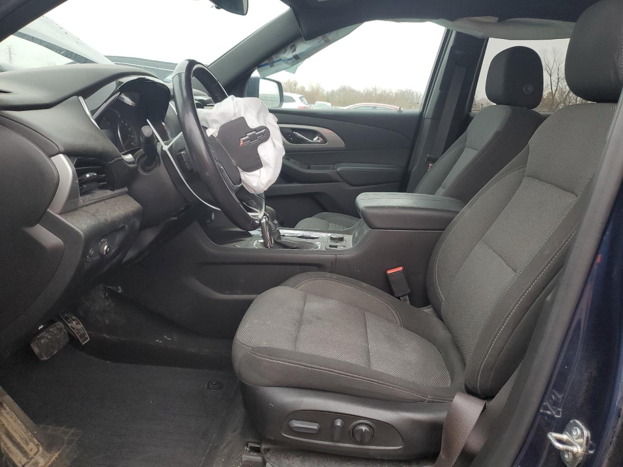 CHEVROLET TRAVERSE LT