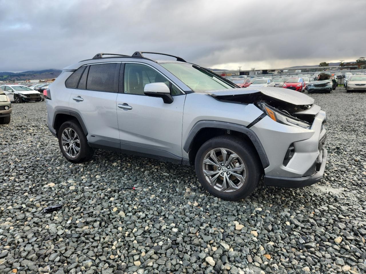 TOYOTA RAV4 XLE PREMIUM