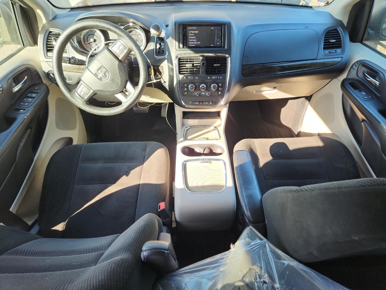 Lot #3317695096 2016 DODGE GRAND CARA