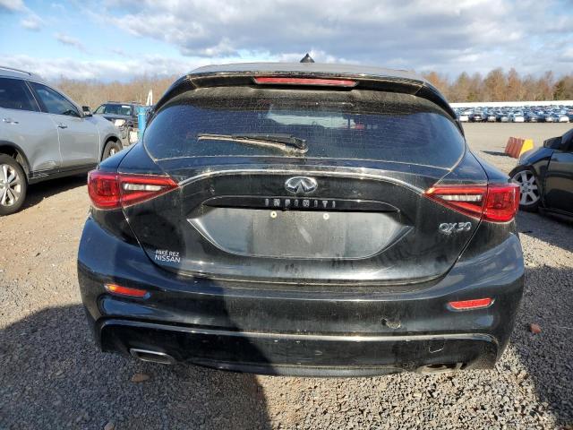 2018 INFINITI QX30 BASE #3302697044