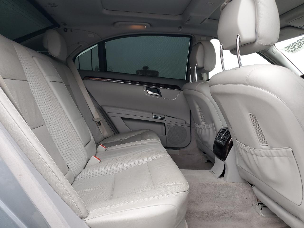 MERCEDES-BENZ S-CLASS 550