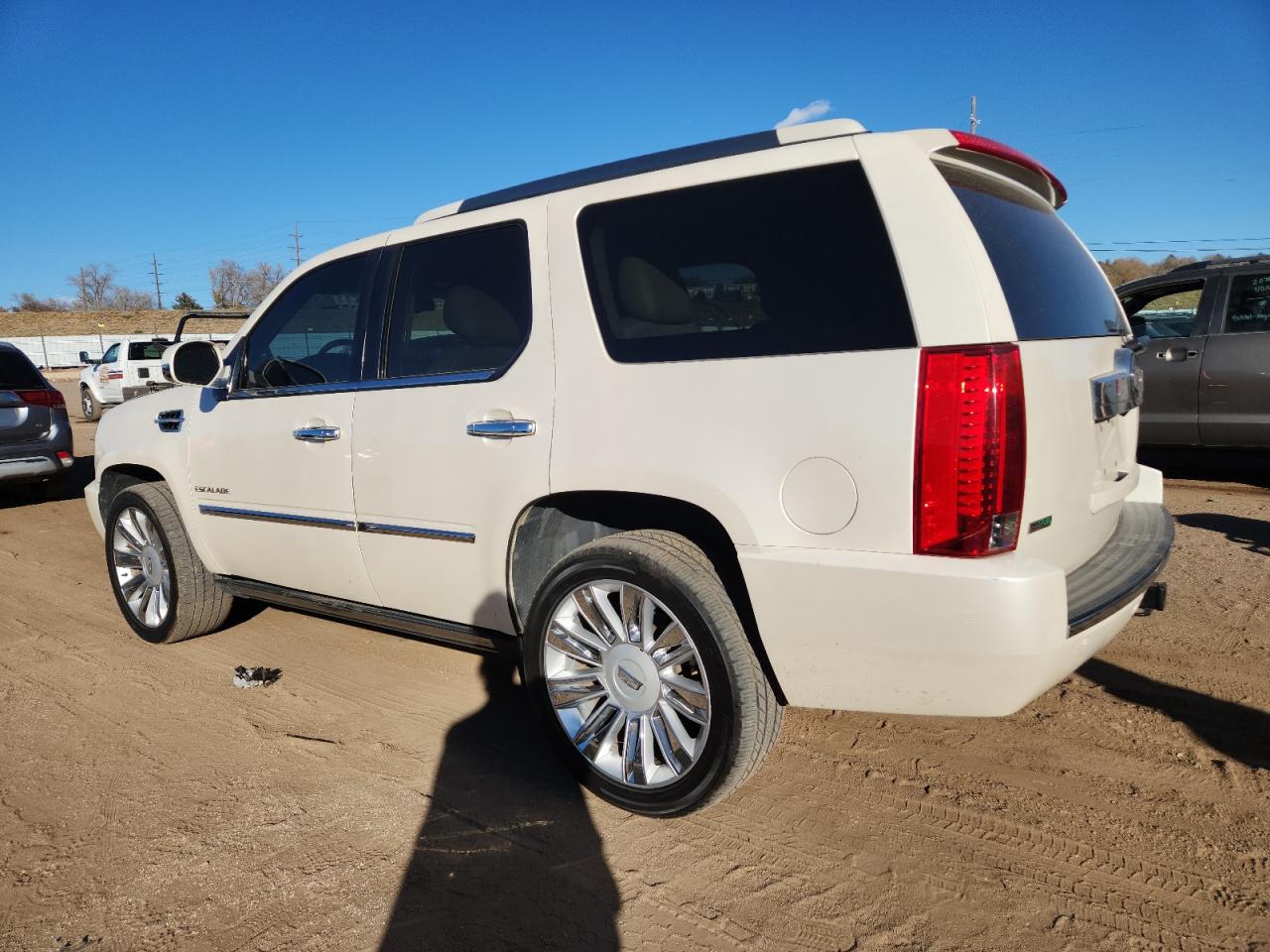 CADILLAC ESCALADE PREMIUM