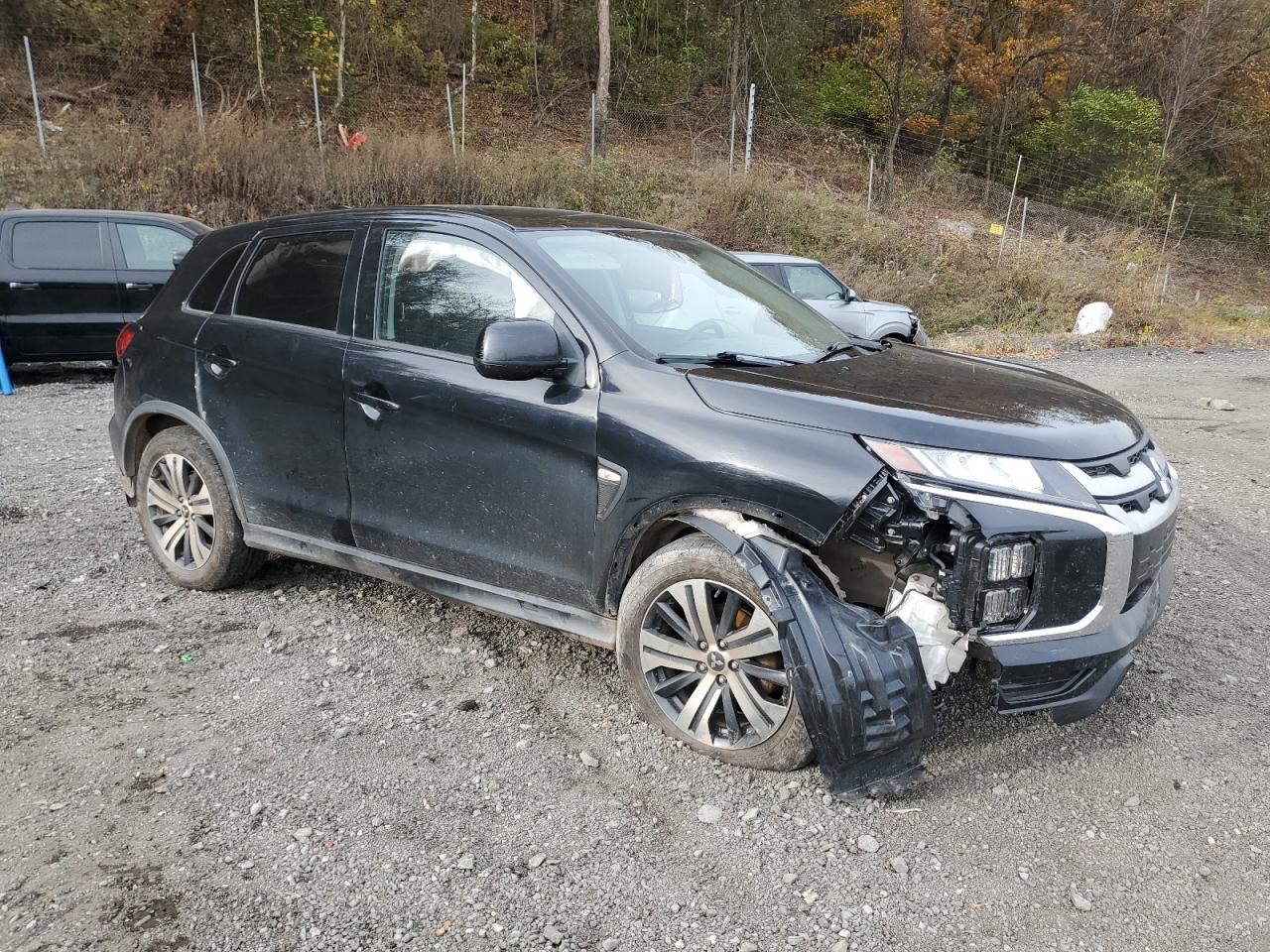 MITSUBISHI OUTLANDER ES